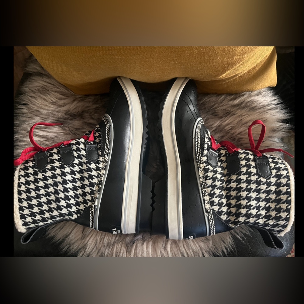 Sorel Tivoli Houndstooth Waterproof Winter Boots Sz. 9 fits like an 8.5 - Picture 7 of 7
